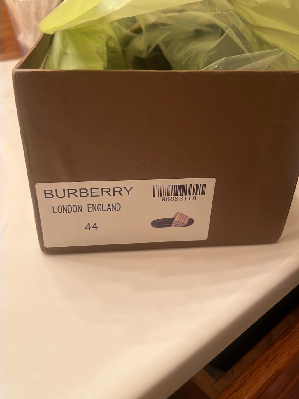 Burberry Brown Box With Plaid Slide Sticker